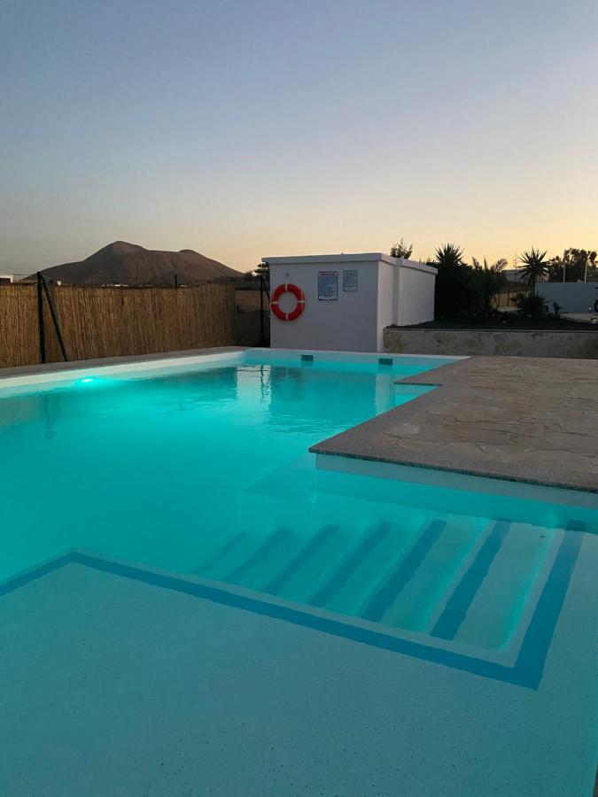 Villa Verano Apartamentos Compartidos Villaverde La Oliva Esterno foto